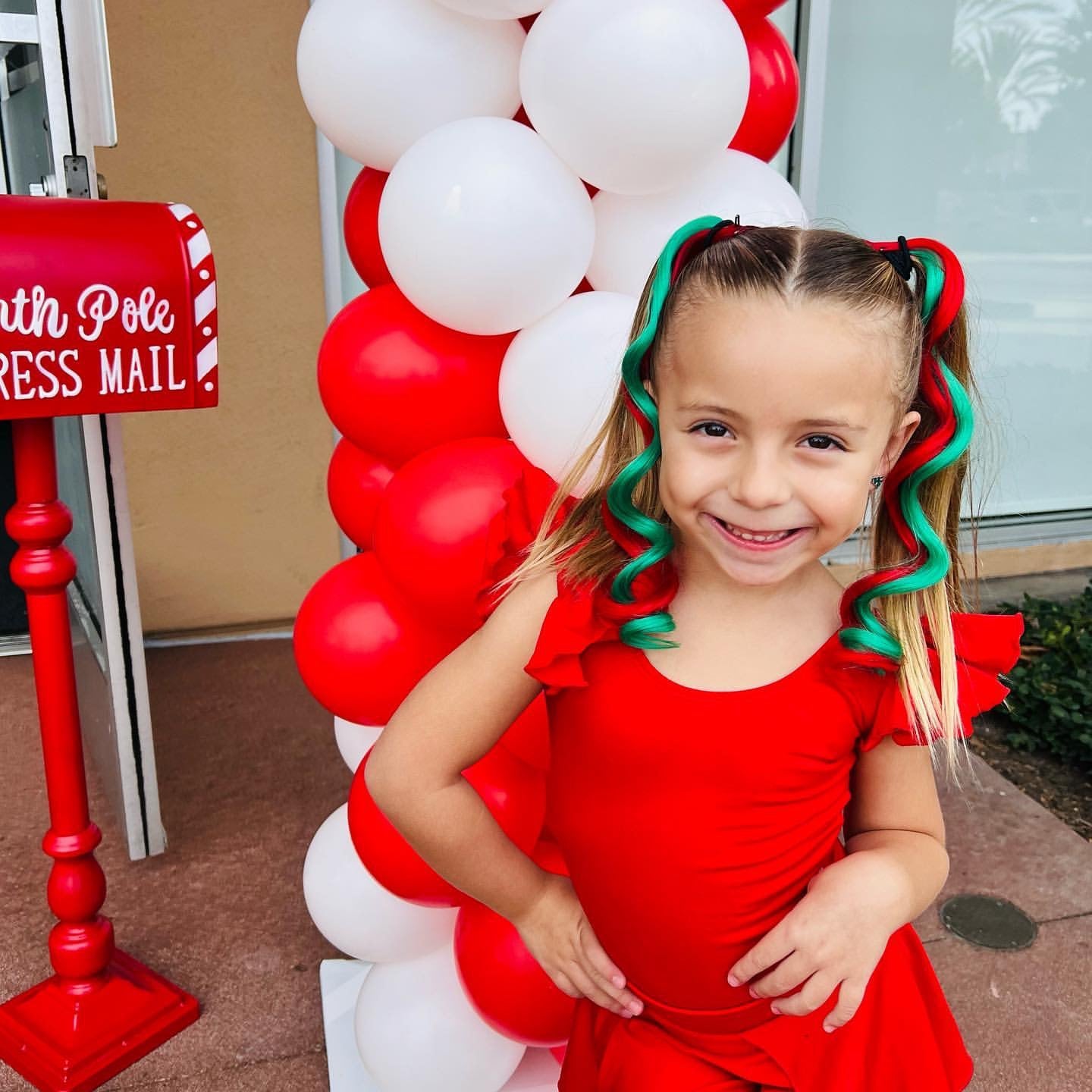 Match your hair to the holiday!