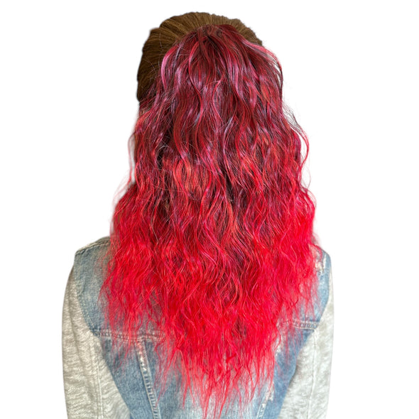 Diva Red 16” Wavy Claw Pony