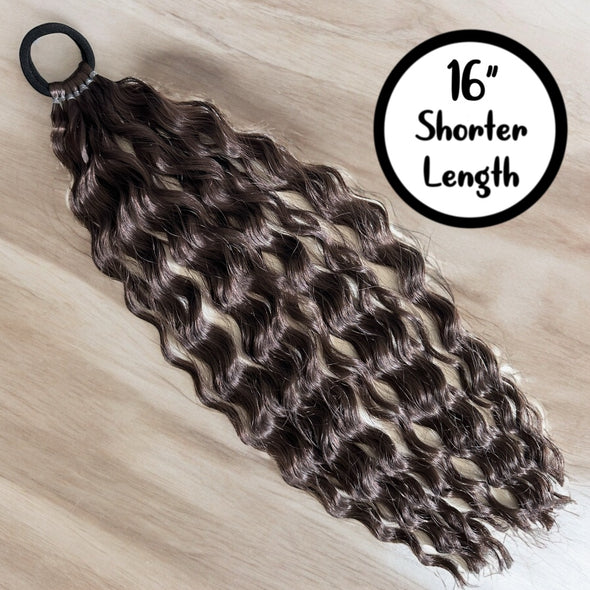 Dark Brown 16” Wavy Tail