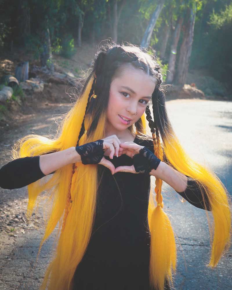 Halloween hairstyles for kids and teens